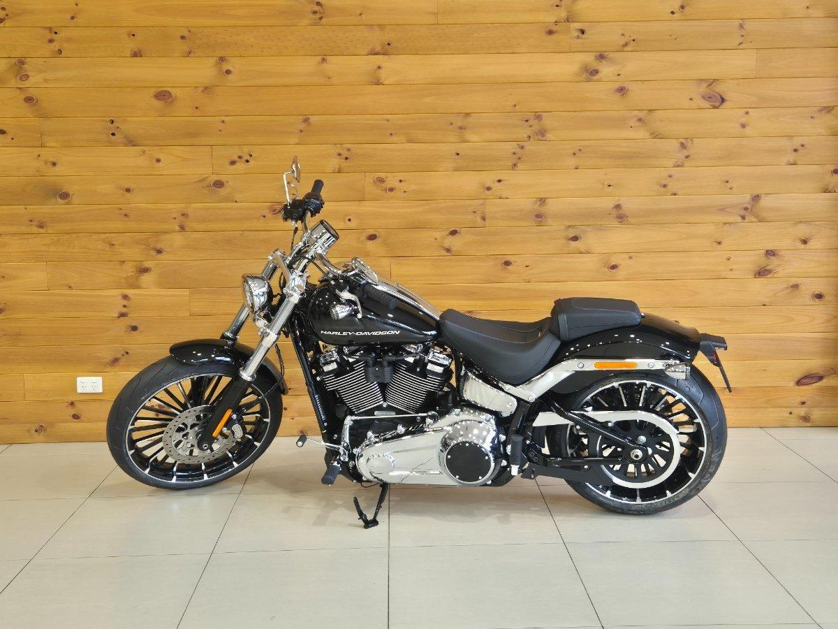 2026 HARLEY-DAVIDSON FXBR BREAKOUT (117) CRUISER