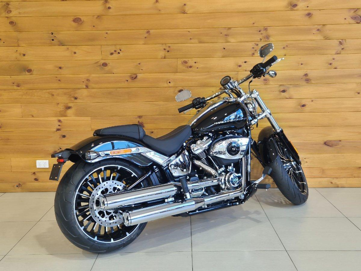 2026 HARLEY-DAVIDSON FXBR BREAKOUT (117) CRUISER