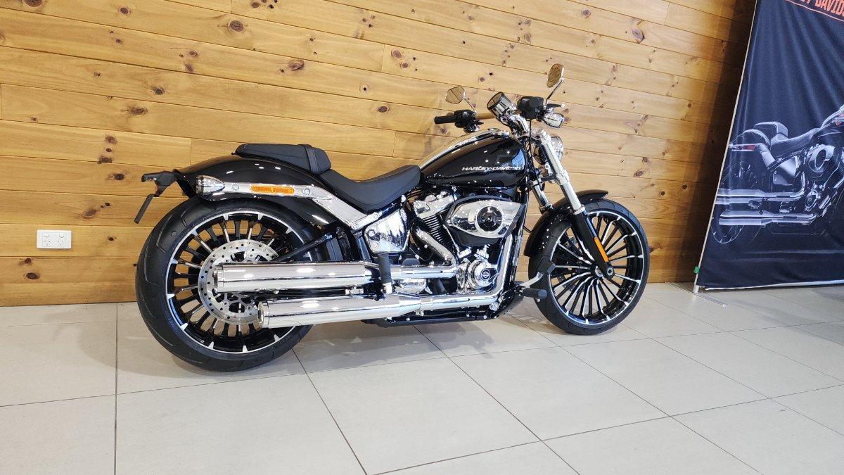 2025 HARLEY-DAVIDSON FXBR BREAKOUT (117) CRUISER