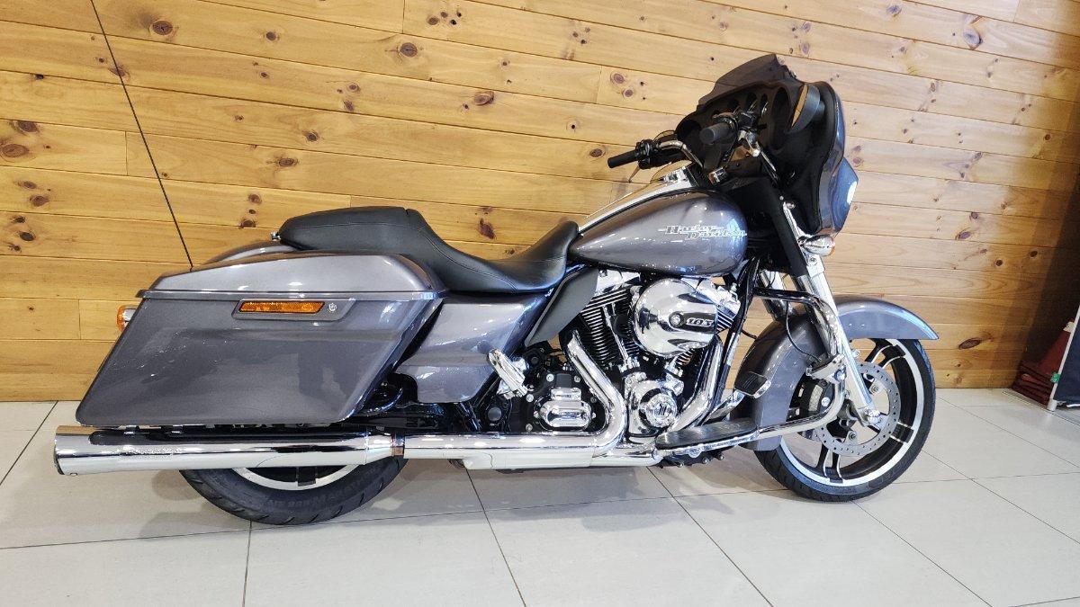 2013 HARLEY-DAVIDSON FLHX STREET GLIDE CRUISER