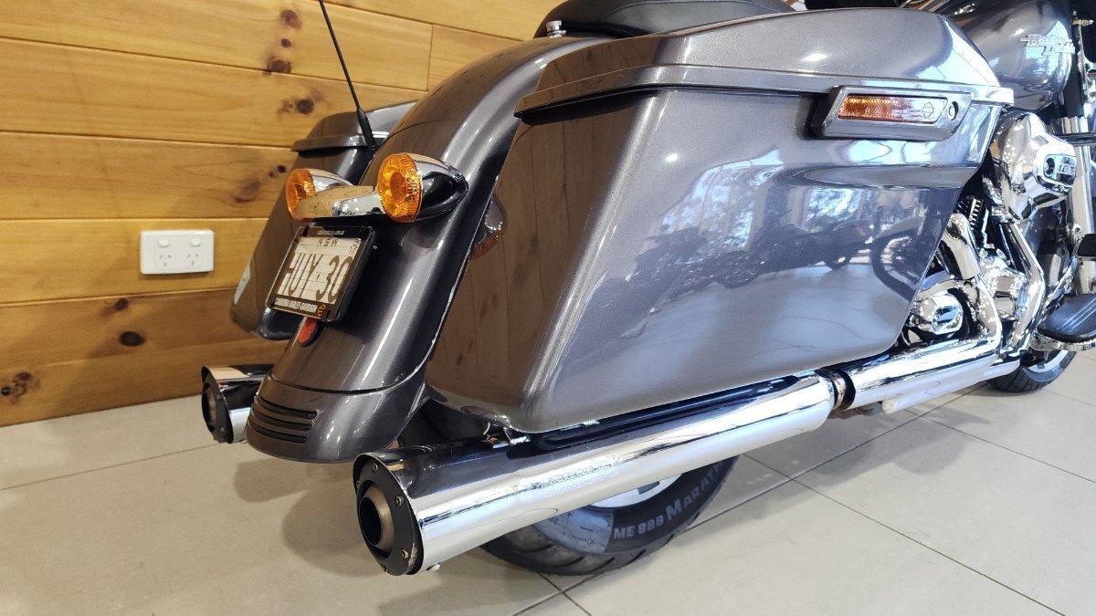 2013 HARLEY-DAVIDSON FLHX STREET GLIDE CRUISER
