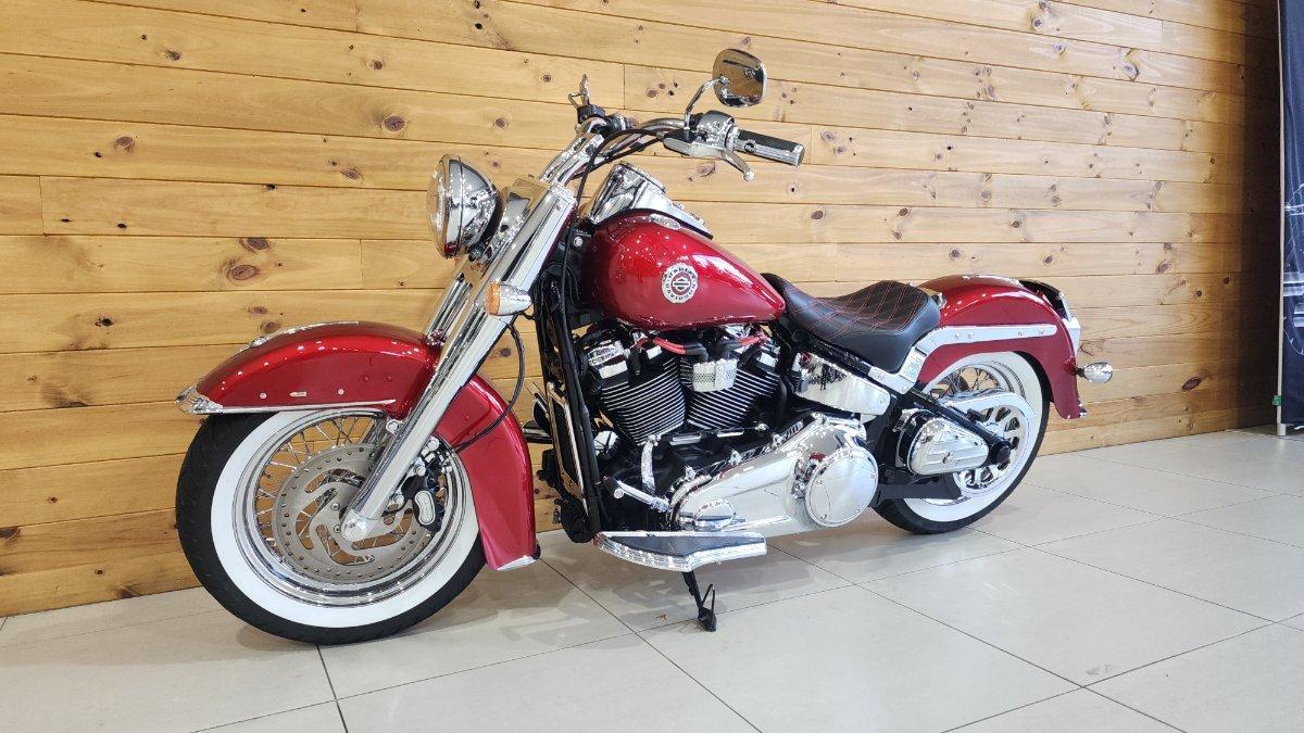 2018 HARLEY-DAVIDSON FLDE DELUXE (107) CRUISER