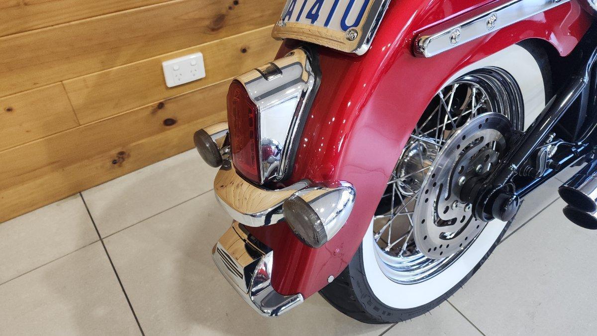 2018 HARLEY-DAVIDSON FLDE DELUXE (107) CRUISER