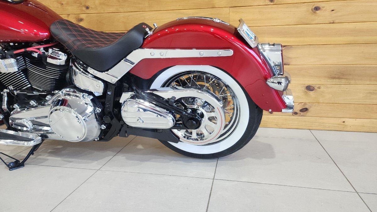 2018 HARLEY-DAVIDSON FLDE DELUXE (107) CRUISER