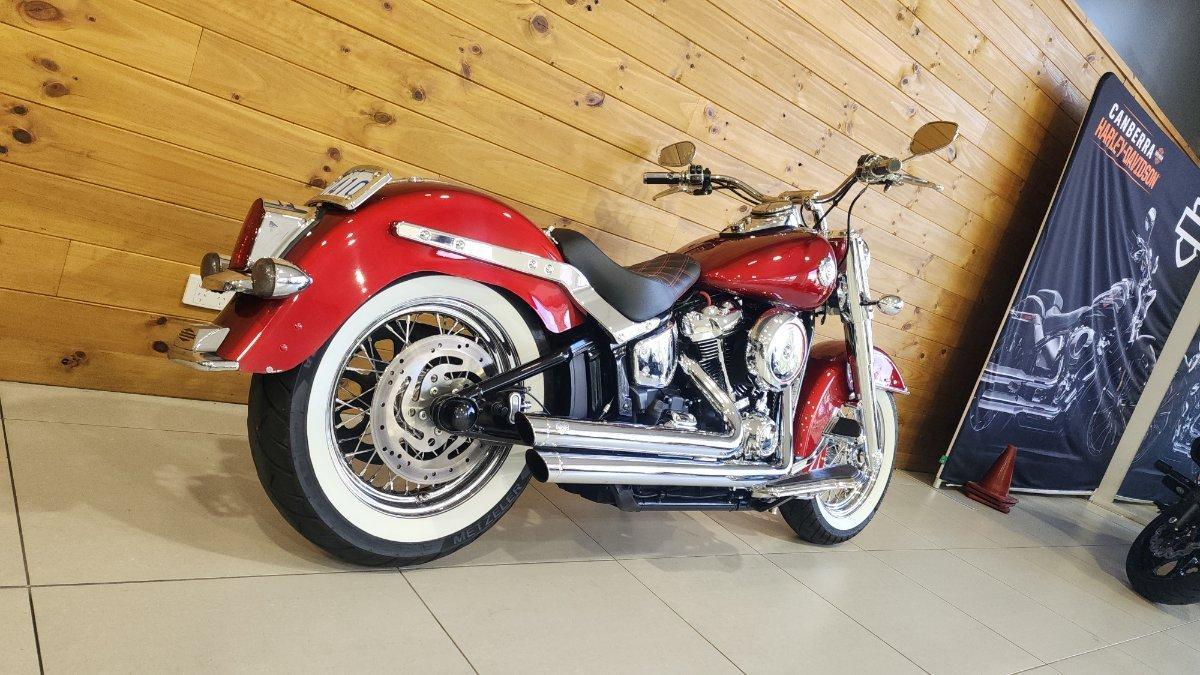 2018 HARLEY-DAVIDSON FLDE DELUXE (107) CRUISER