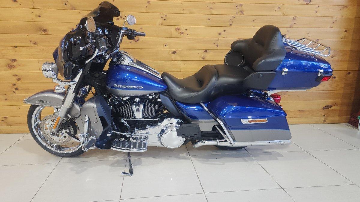 2017 HARLEY-DAVIDSON FLHTK ULTRA LIMITED CRUISER