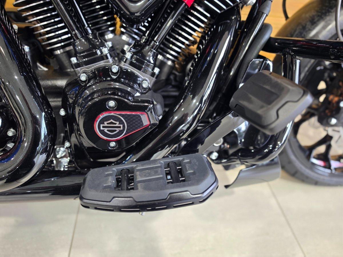 2026 HARLEY-DAVIDSON FLHXSTSE CVO STR GLIDE ST(121) CRUISER