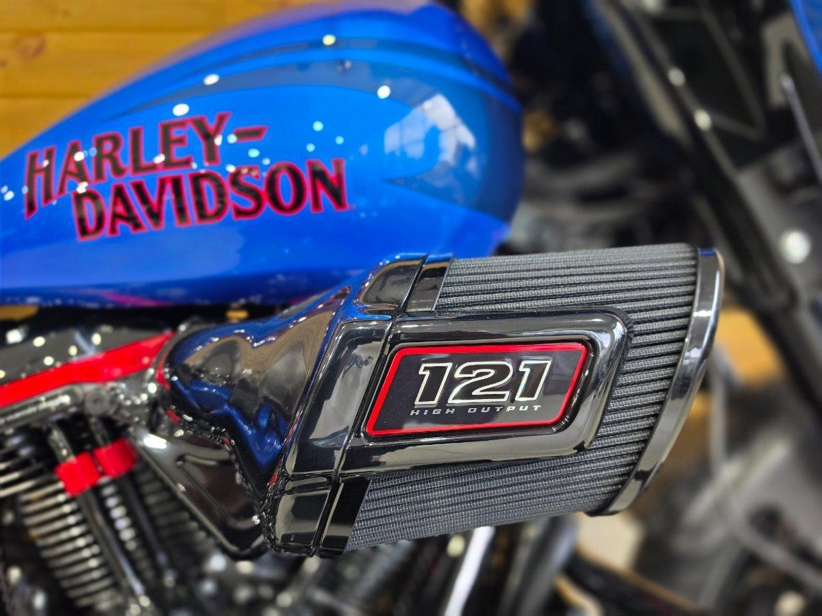 2026 HARLEY-DAVIDSON FLHXSTSE CVO STR GLIDE ST(121) CRUISER