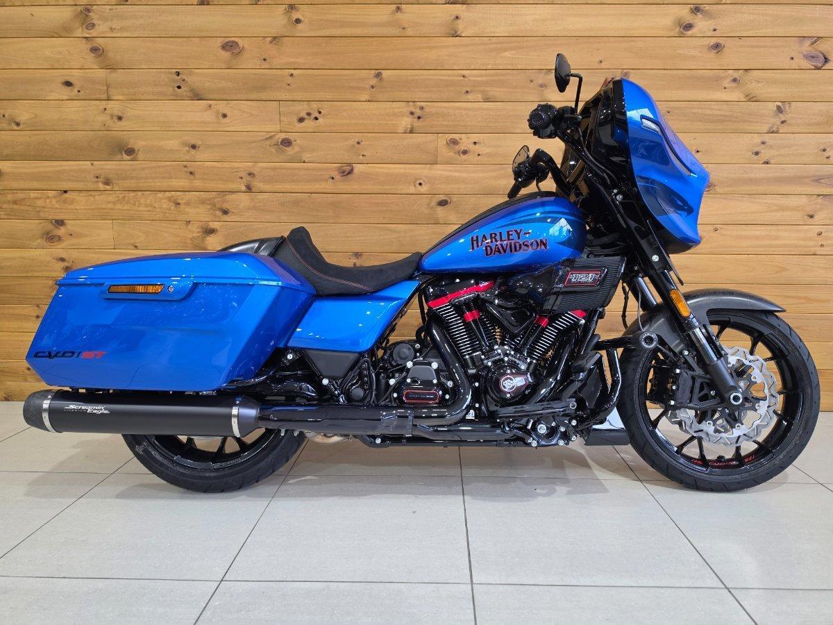 2026 HARLEY-DAVIDSON FLHXSTSE CVO STR GLIDE ST(121) CRUISER