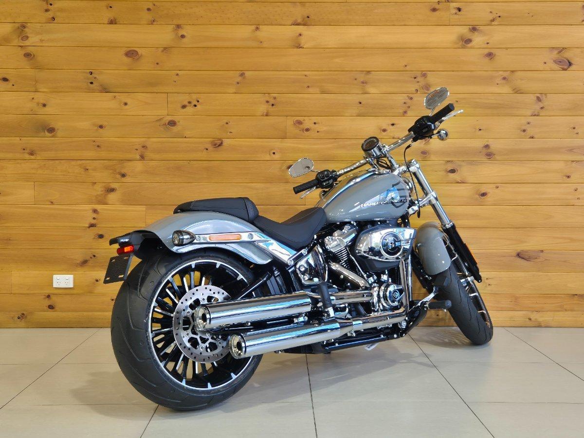 2026 HARLEY-DAVIDSON FXBR BREAKOUT (117) CRUISER