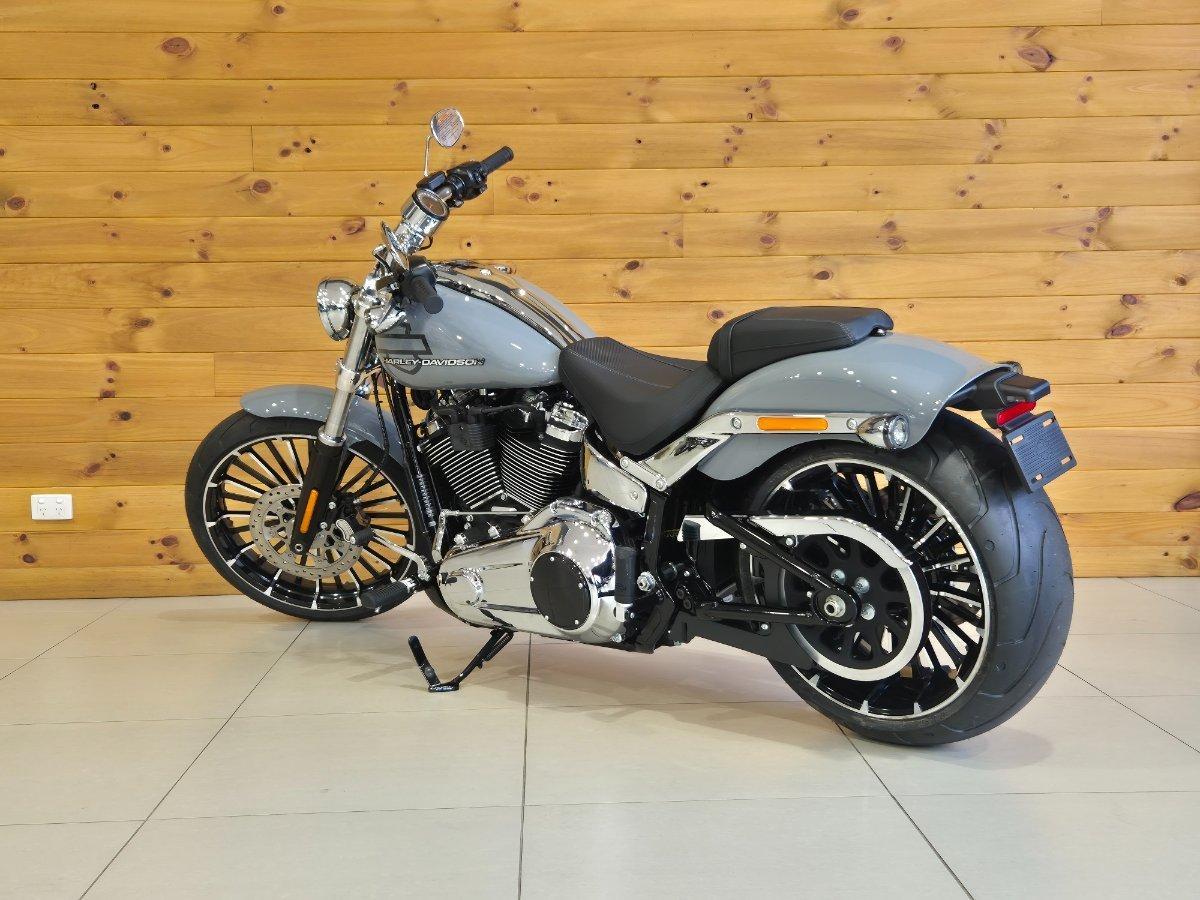 2026 HARLEY-DAVIDSON FXBR BREAKOUT (117) CRUISER