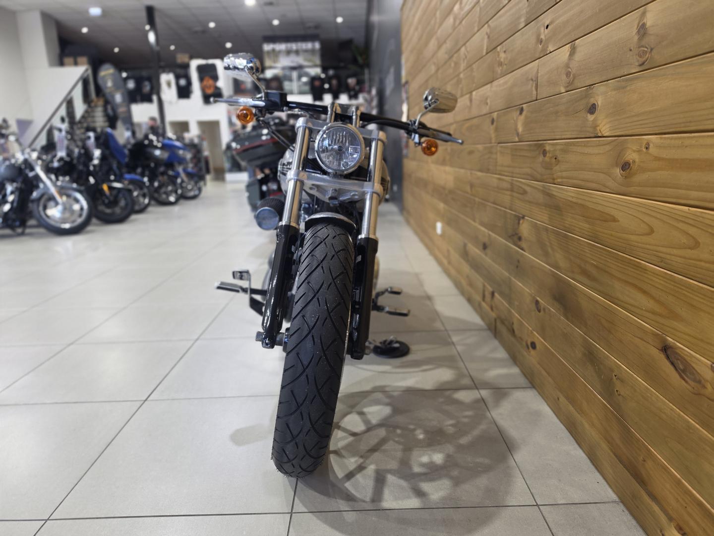 2015 HARLEY-DAVIDSON FXSB SOFTAIL BREAKOUT CRUISER