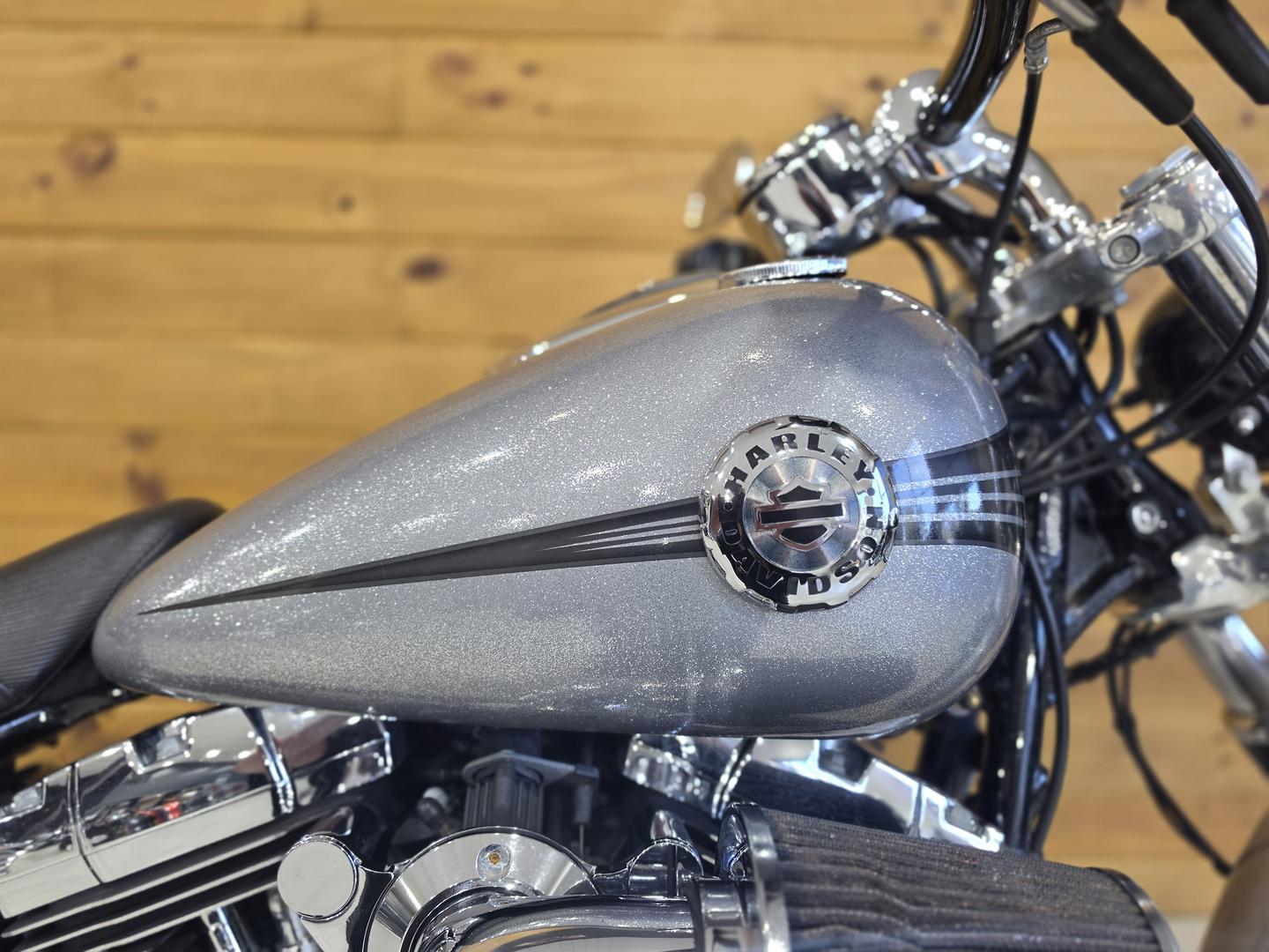 2015 HARLEY-DAVIDSON FXSB SOFTAIL BREAKOUT CRUISER