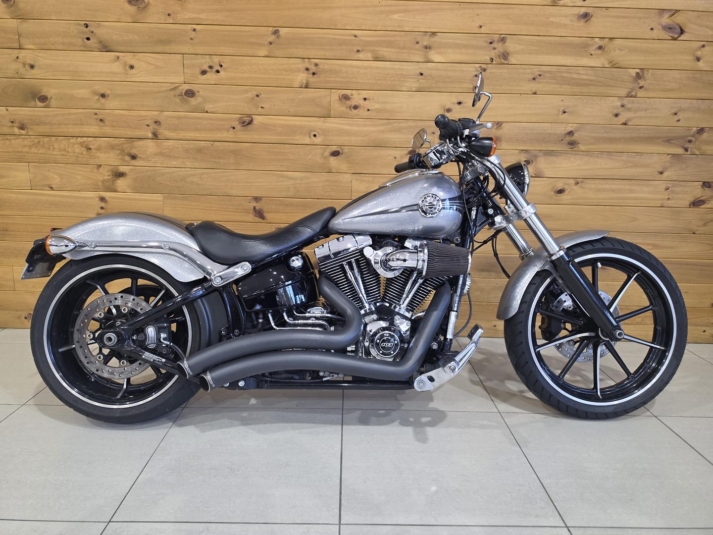 2015 HARLEY-DAVIDSON FXSB SOFTAIL BREAKOUT CRUISER