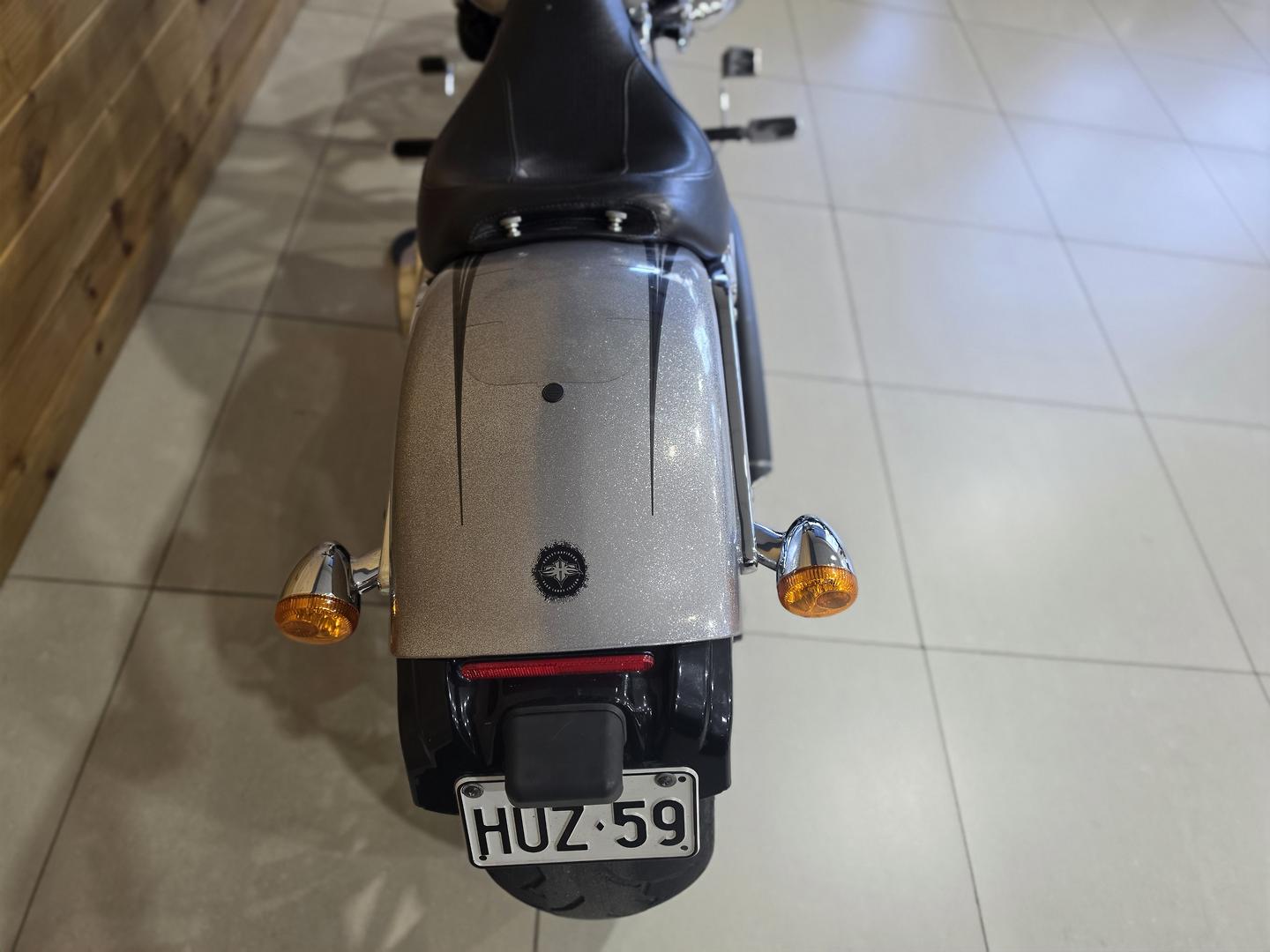 2015 HARLEY-DAVIDSON FXSB SOFTAIL BREAKOUT CRUISER