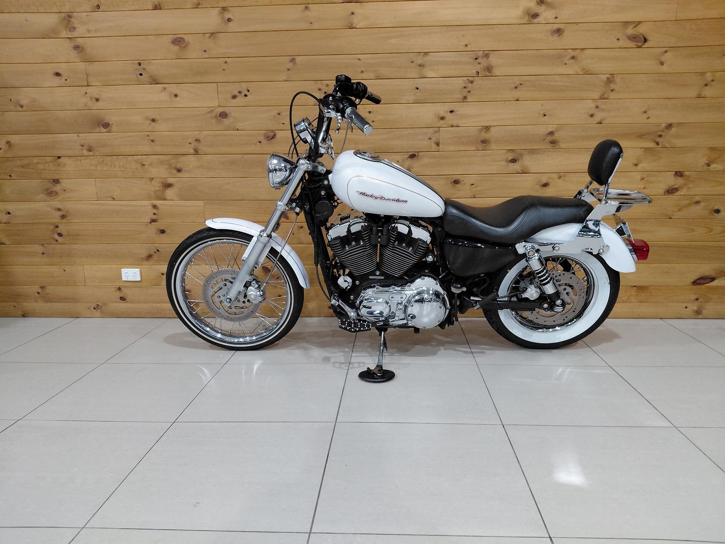 2007 HARLEY-DAVIDSON XL1200C SPORTSTER CUSTOM CRUISER
