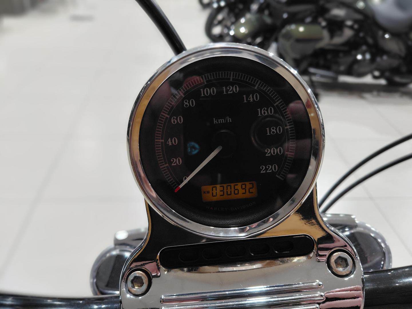 2007 HARLEY-DAVIDSON XL1200C SPORTSTER CUSTOM CRUISER