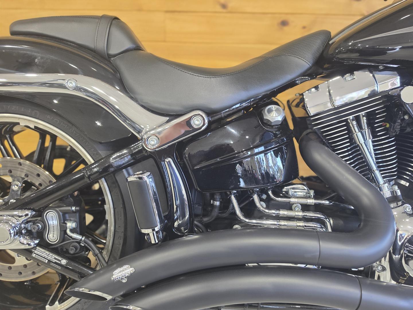 2015 HARLEY-DAVIDSON FXSB SOFTAIL BREAKOUT CRUISER