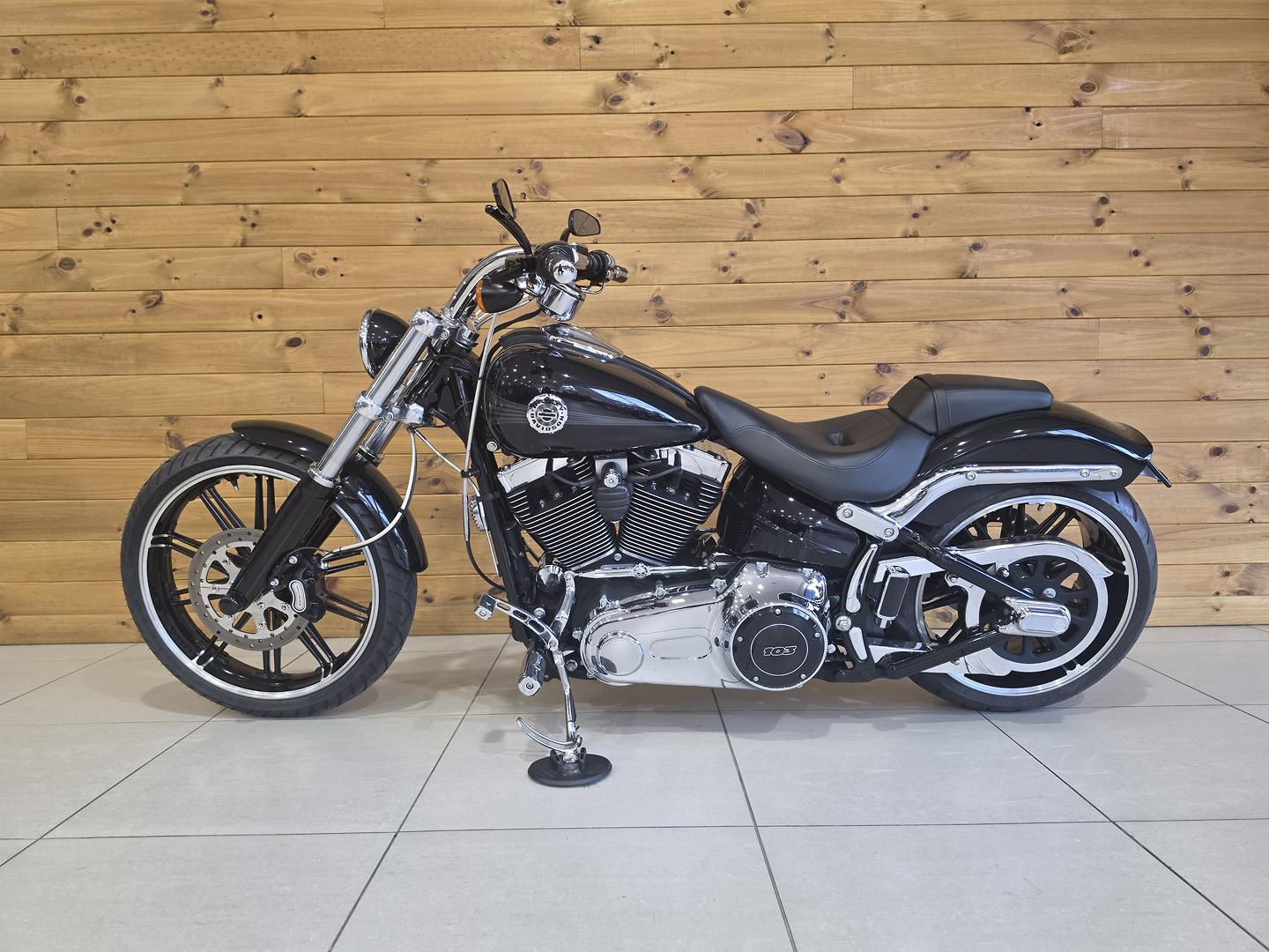 2015 HARLEY-DAVIDSON FXSB SOFTAIL BREAKOUT CRUISER