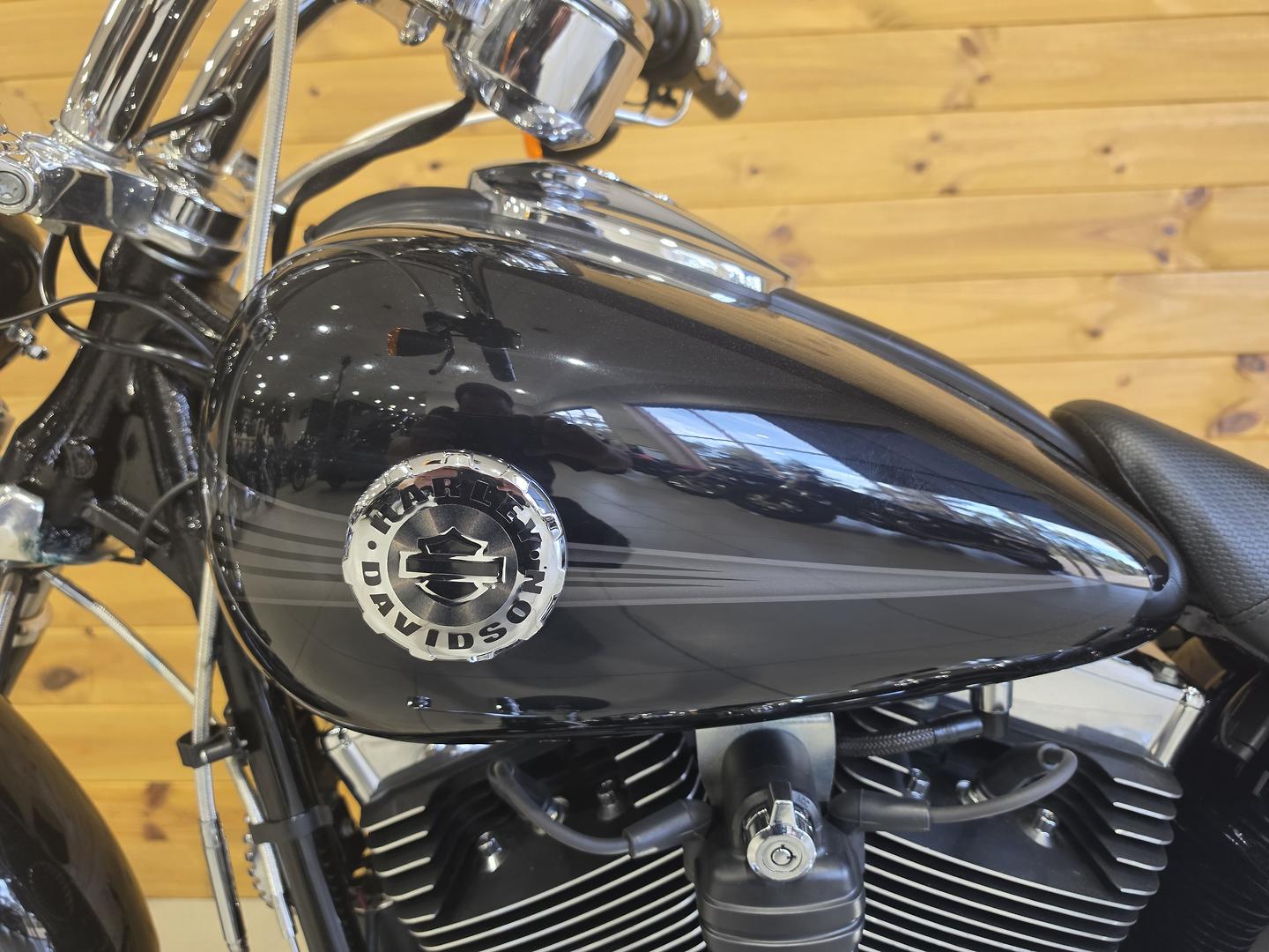 2015 HARLEY-DAVIDSON FXSB SOFTAIL BREAKOUT CRUISER
