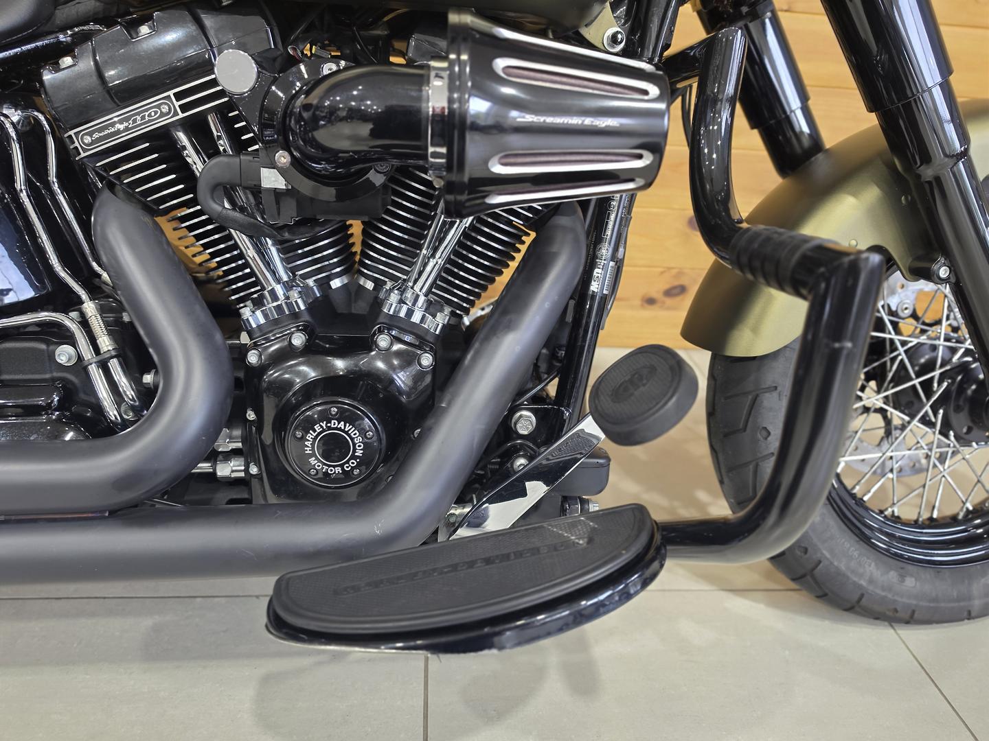 2017 HARLEY-DAVIDSON FLSS SOFTAIL SLIM S CRUISER