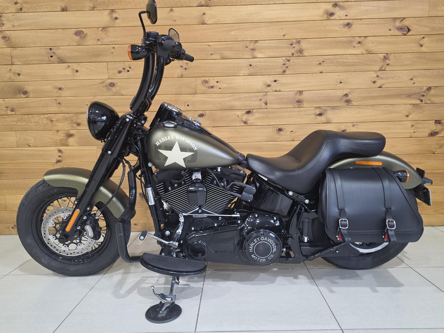 2017 HARLEY-DAVIDSON FLSS SOFTAIL SLIM S CRUISER