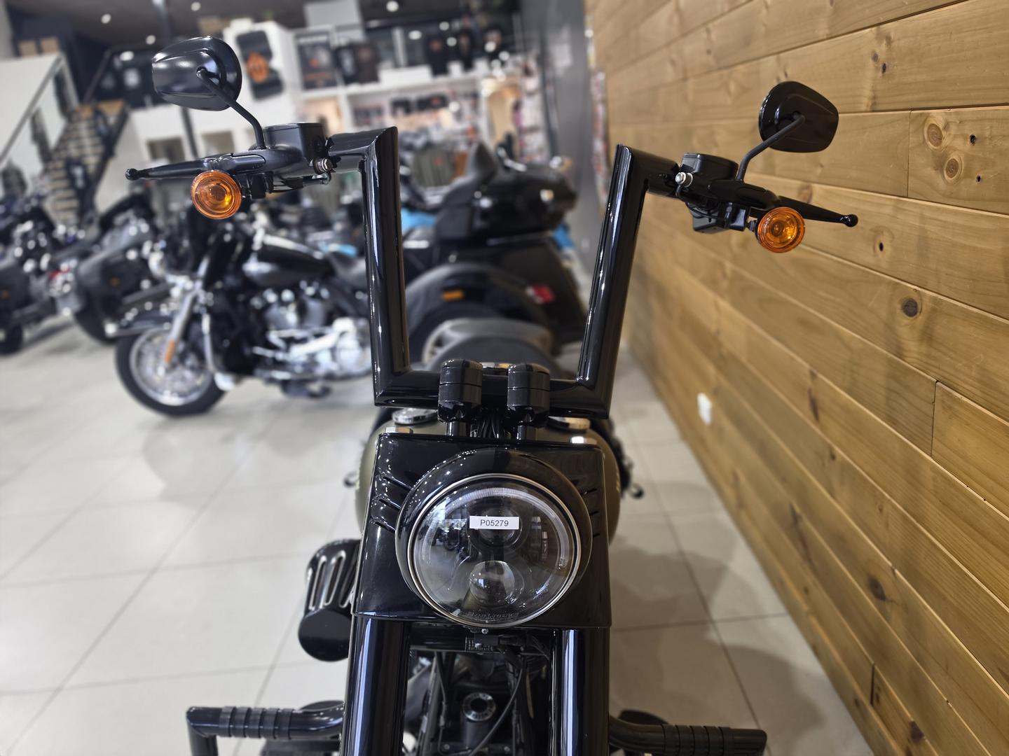 2017 HARLEY-DAVIDSON FLSS SOFTAIL SLIM S CRUISER