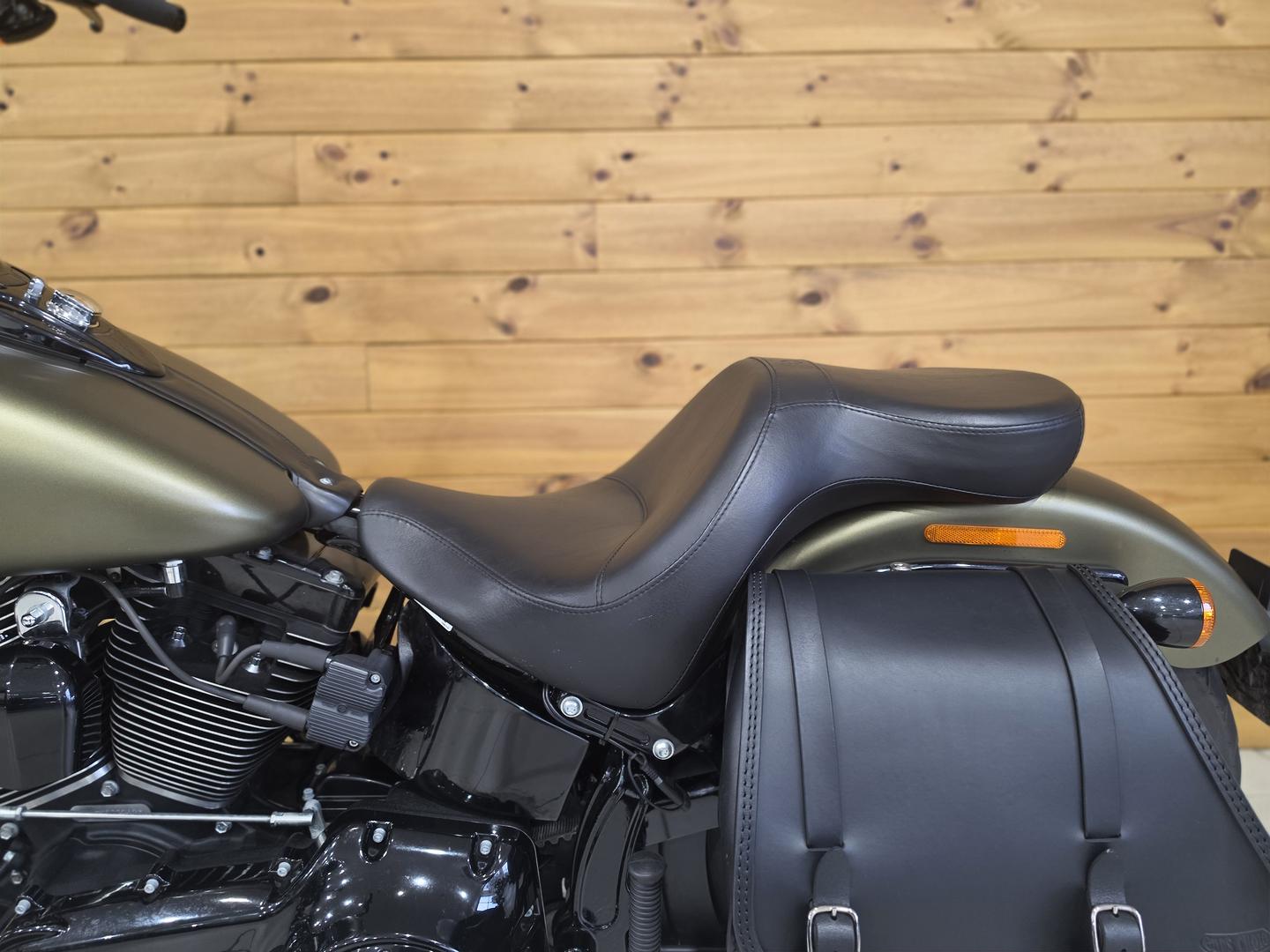 2017 HARLEY-DAVIDSON FLSS SOFTAIL SLIM S CRUISER