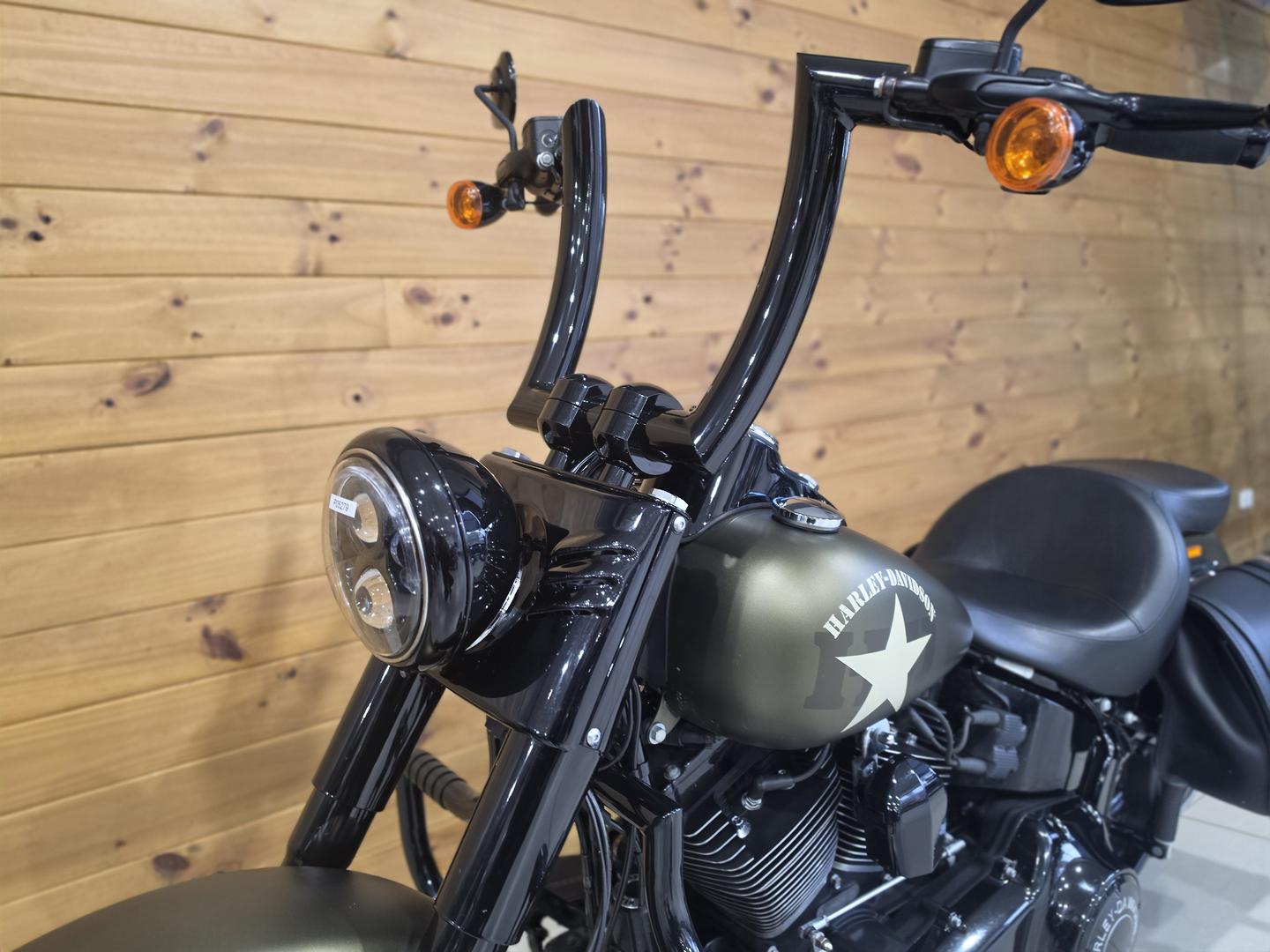 2017 HARLEY-DAVIDSON FLSS SOFTAIL SLIM S CRUISER
