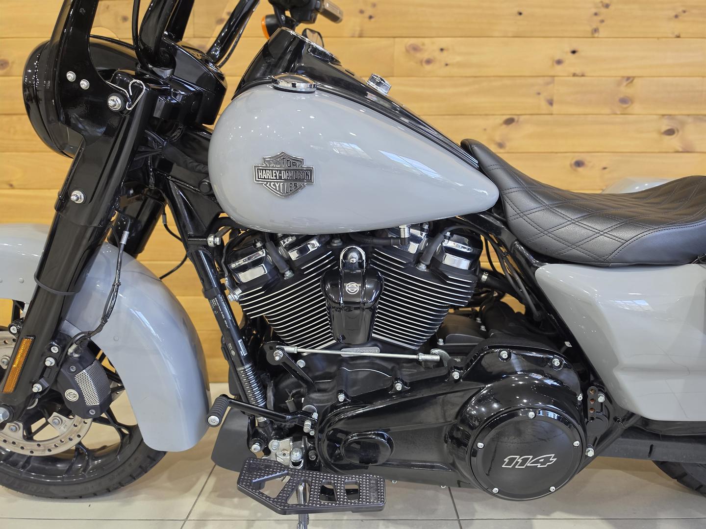 2024 HARLEY-DAVIDSON FLHRXS ROAD KING SPECIAL CRUISER