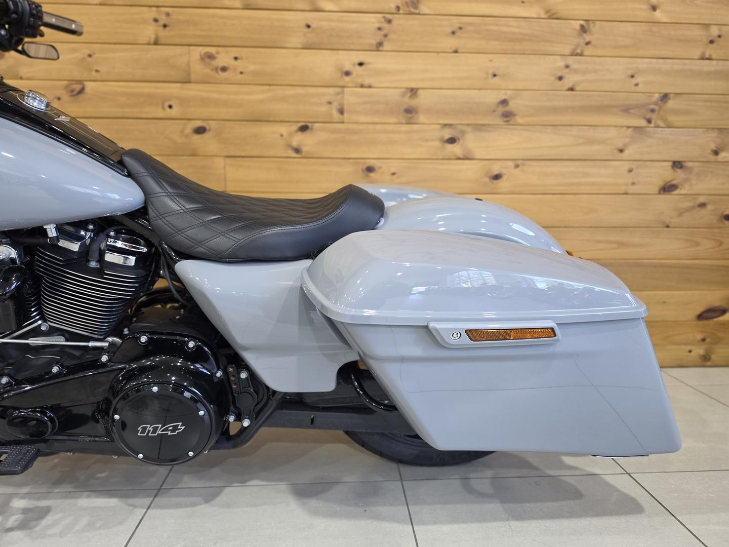 2024 HARLEY-DAVIDSON FLHRXS ROAD KING SPECIAL CRUISER