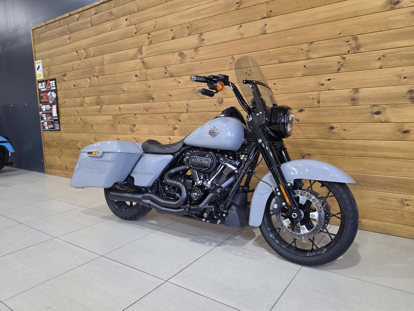 2024 HARLEY-DAVIDSON FLHRXS ROAD KING SPECIAL CRUISER