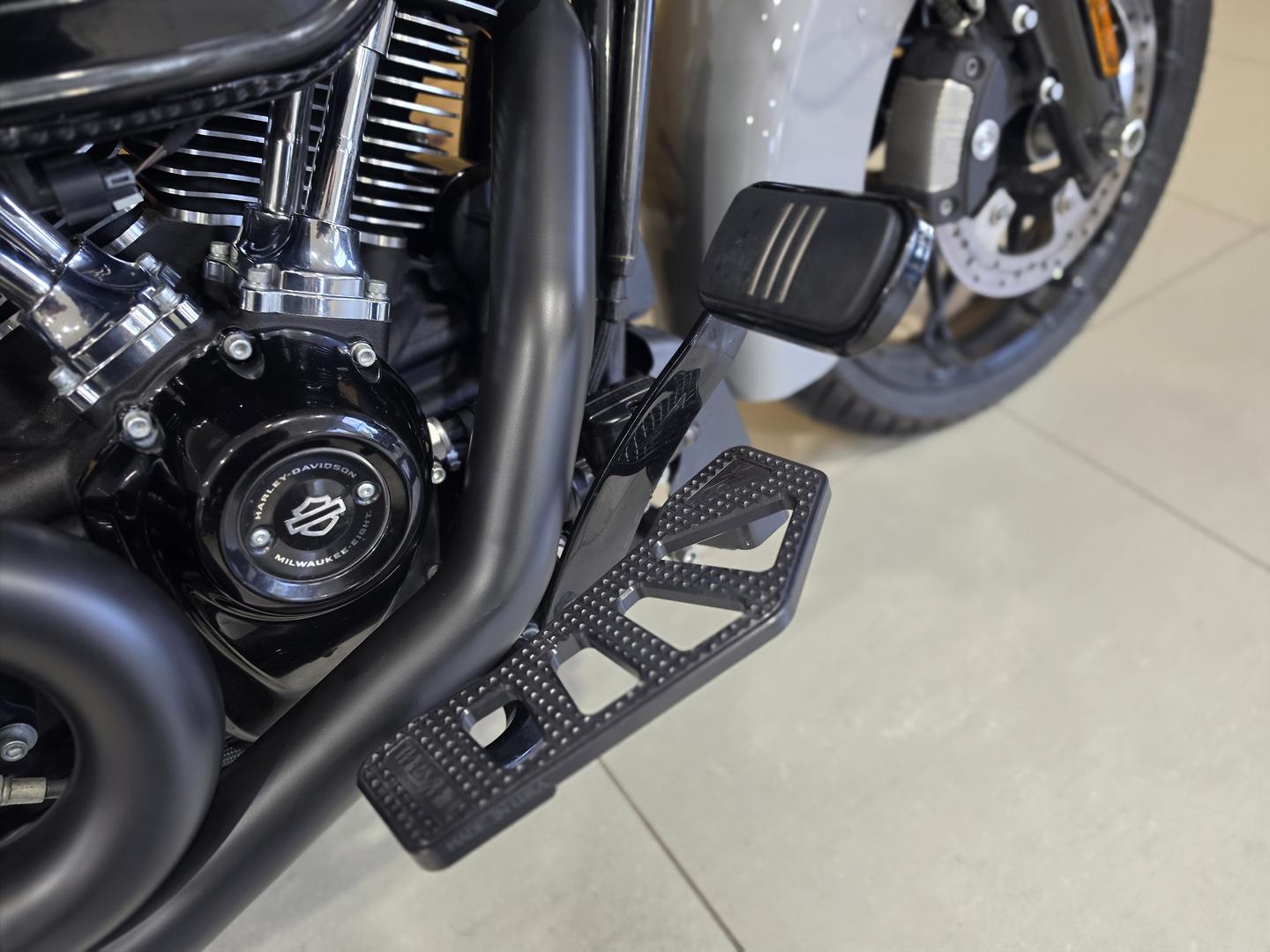 2024 HARLEY-DAVIDSON FLHRXS ROAD KING SPECIAL CRUISER