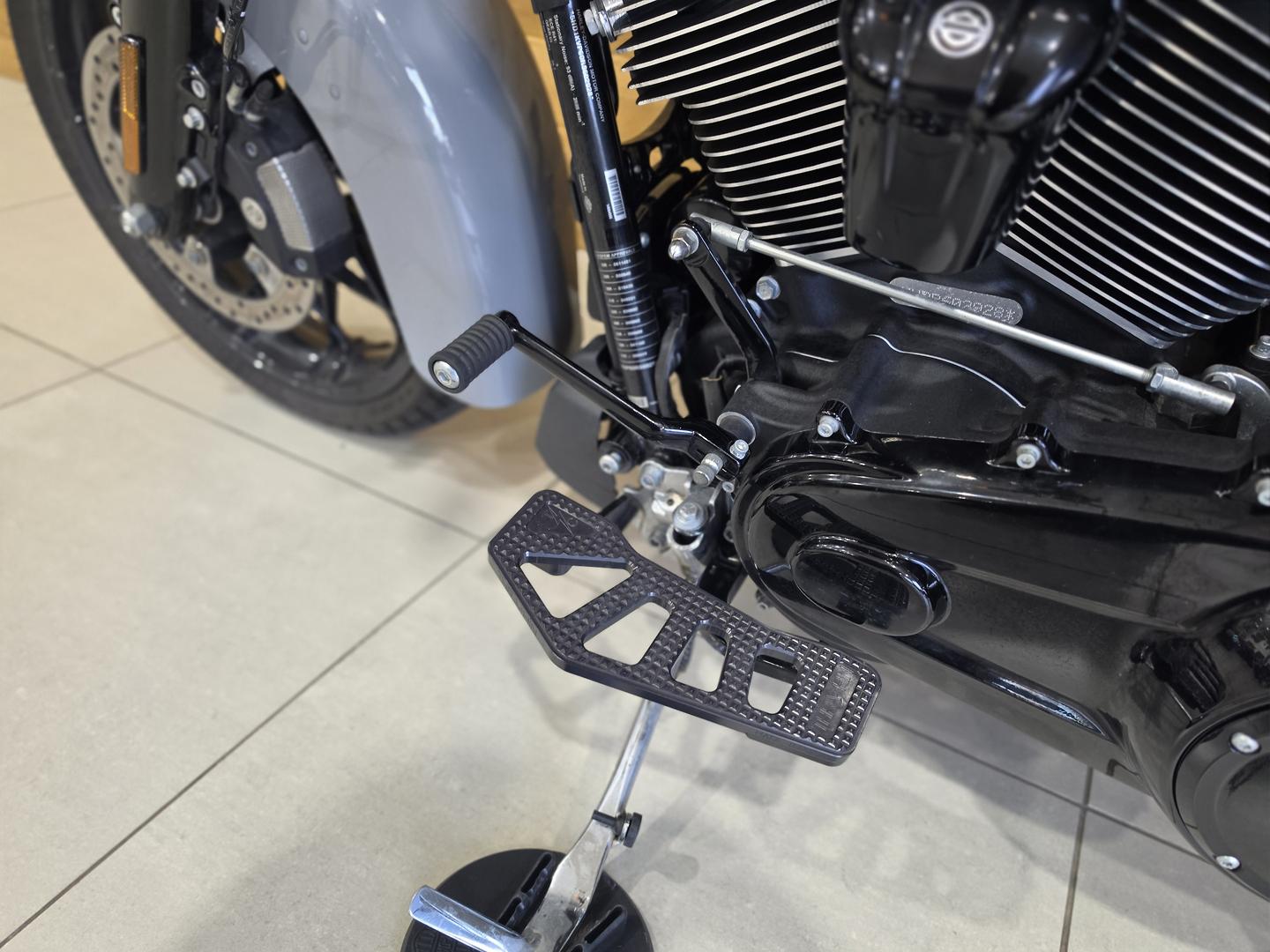 2024 HARLEY-DAVIDSON FLHRXS ROAD KING SPECIAL CRUISER