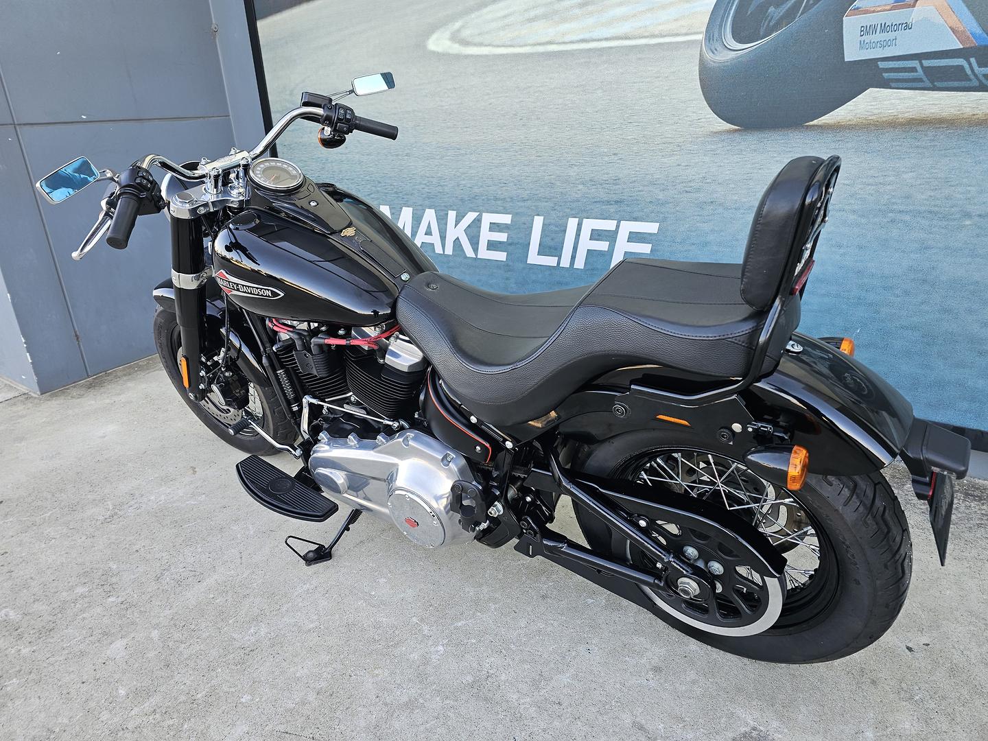 2021 HARLEY-DAVIDSON FLSL SOFTAIL SLIM (107) CRUISER