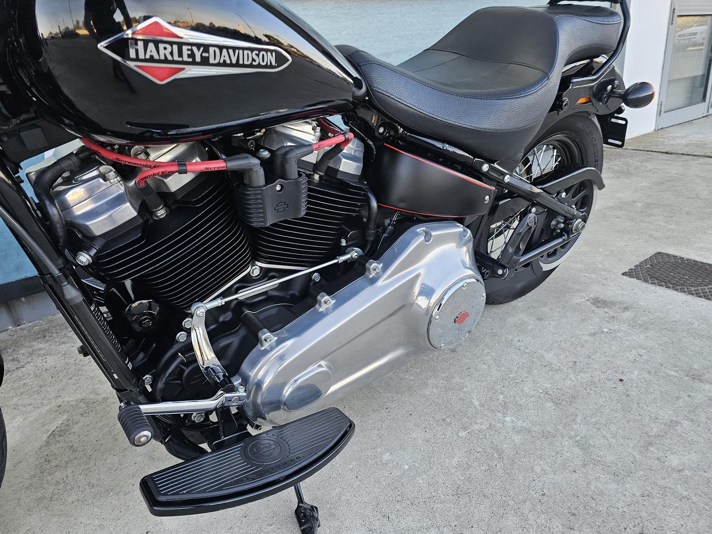 2021 HARLEY-DAVIDSON FLSL SOFTAIL SLIM (107) CRUISER
