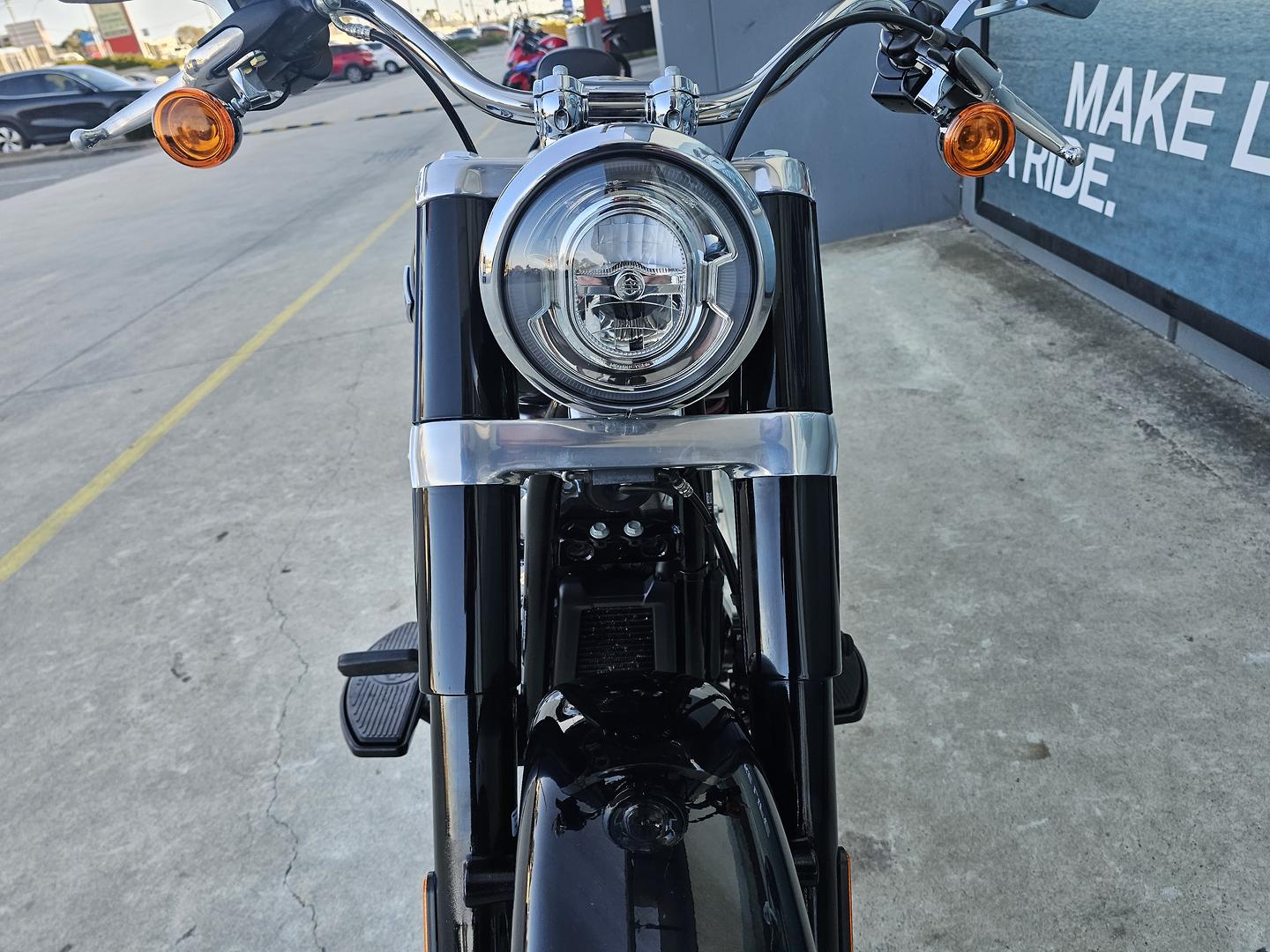 2021 HARLEY-DAVIDSON FLSL SOFTAIL SLIM (107) CRUISER