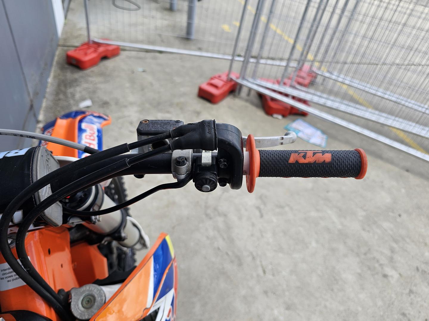 2015 KTM 250 SX-F MOTOCROSS