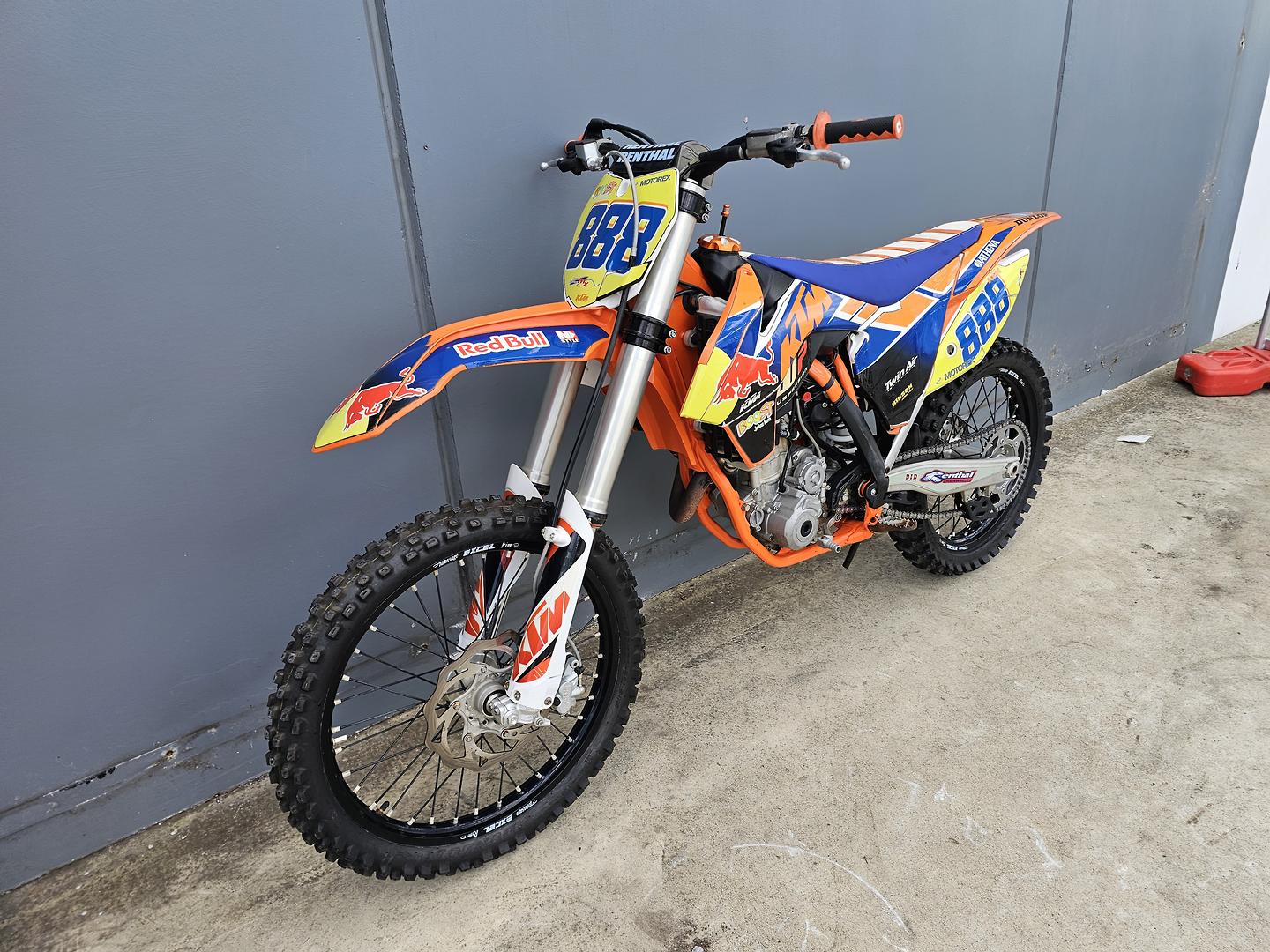 2015 KTM 250 SX-F MOTOCROSS