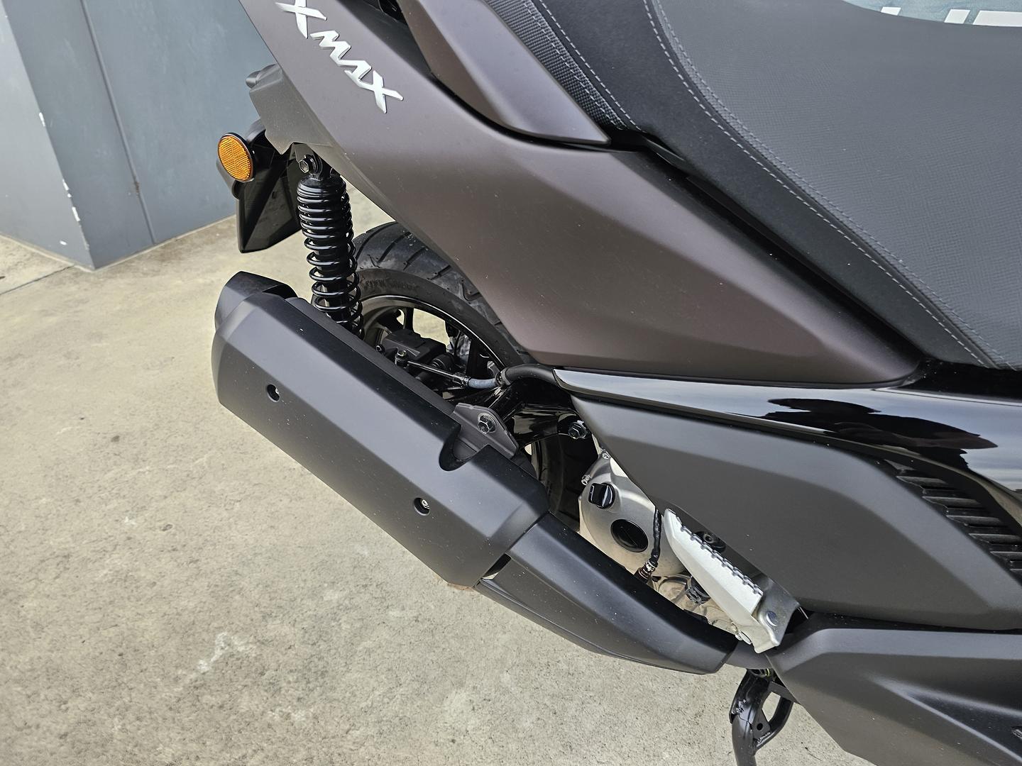 2024 YAMAHA XMAX 300 V2 (CZD300A2) SCOOTER