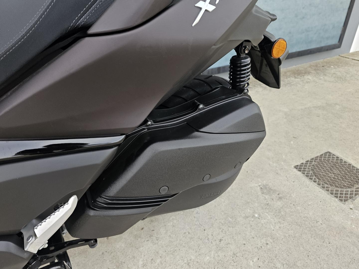 2024 YAMAHA XMAX 300 V2 (CZD300A2) SCOOTER