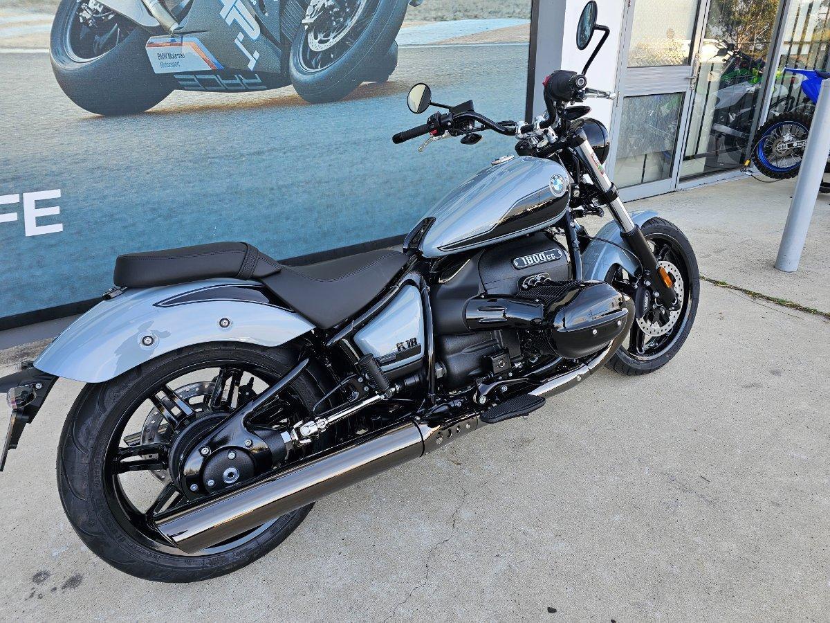 2025 BMW R 18 BLACKLINE CRUISER