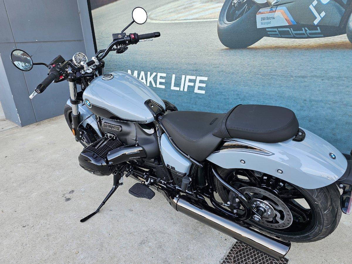2025 BMW R 18 BLACKLINE CRUISER