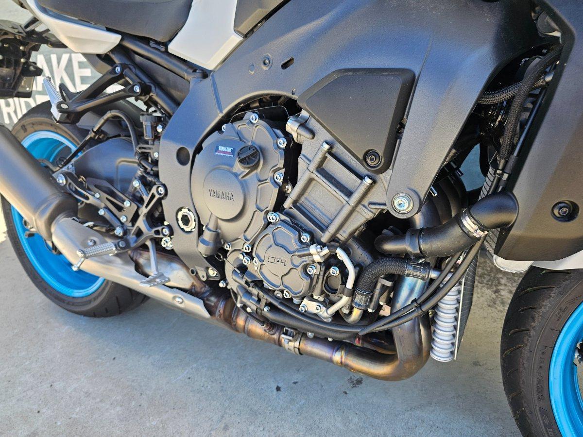 2025 YAMAHA MT-10A SPORTS
