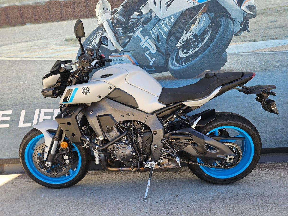 2025 YAMAHA MT-10A SPORTS