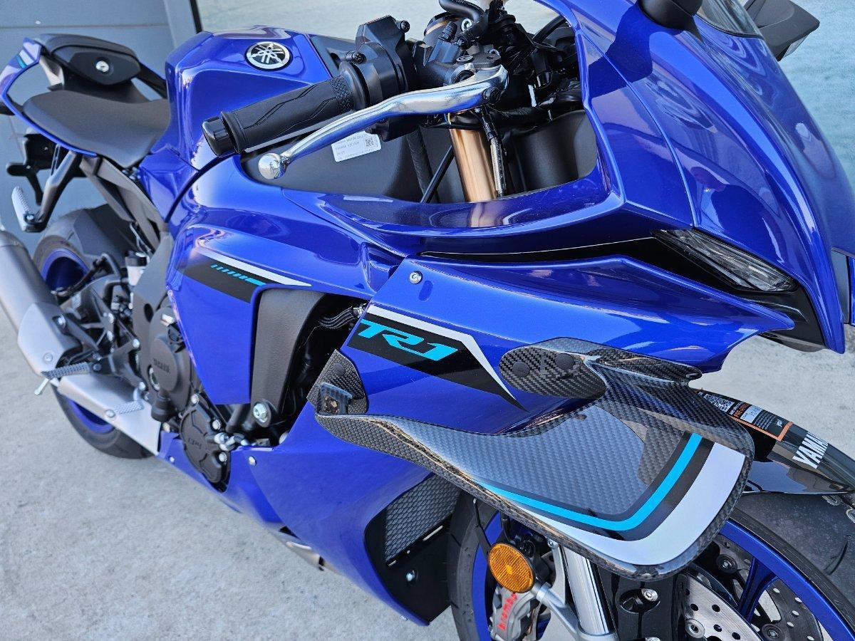 2025 YAMAHA YZF-R15M SPORTS