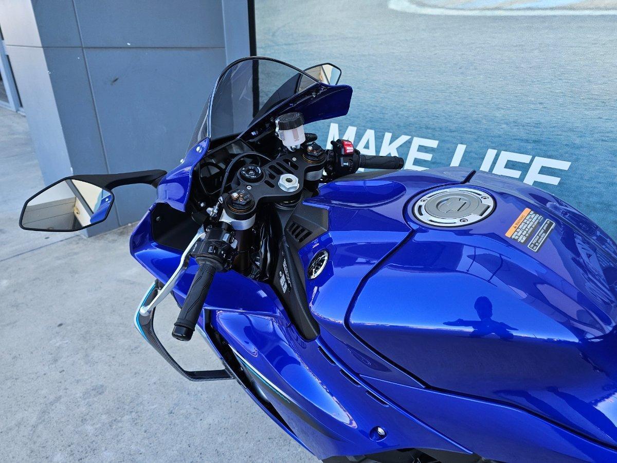 2025 YAMAHA YZF-R15M SPORTS