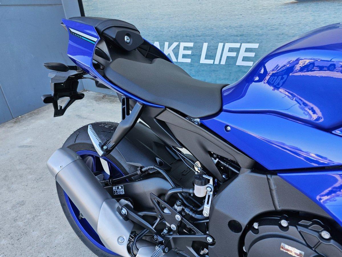 2025 YAMAHA YZF-R15M SPORTS