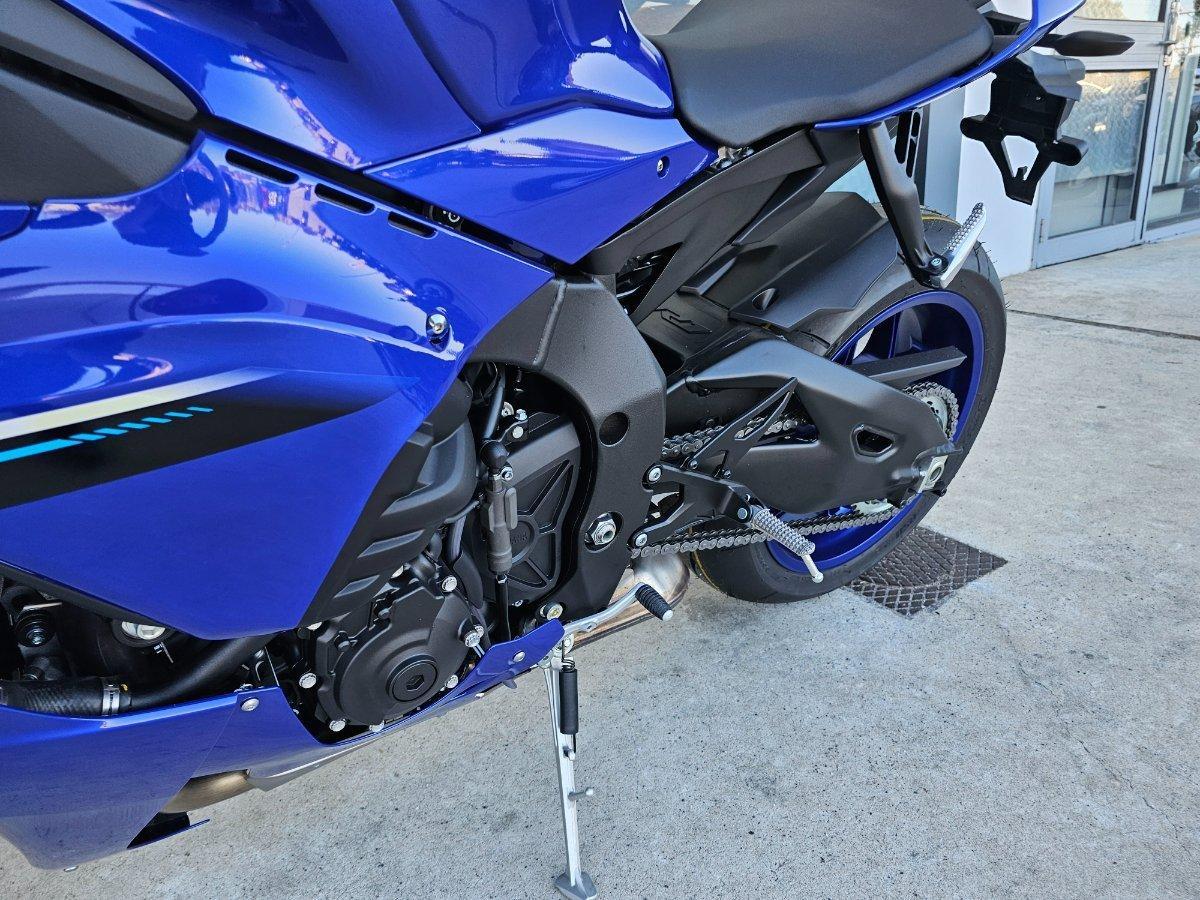 2025 YAMAHA YZF-R15M SPORTS