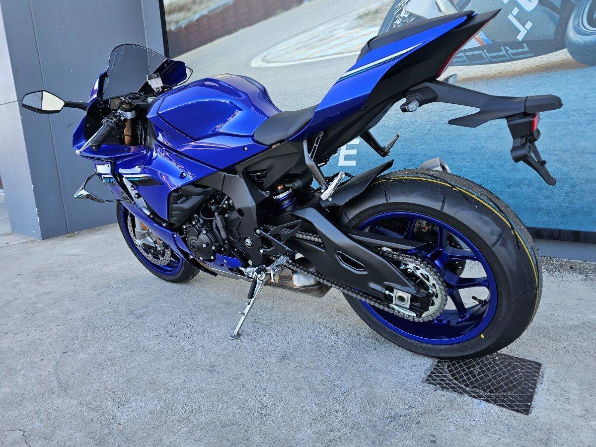 2025 YAMAHA YZF-R15M SPORTS